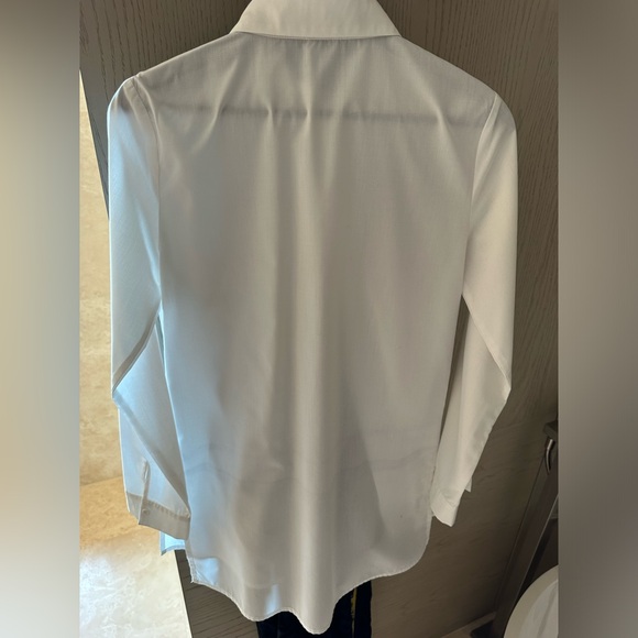 Hilary Macmillan size small white dress shirt with rose detail - Picture 2 of 2